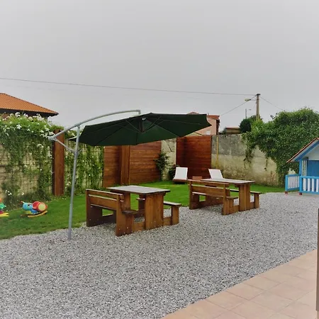 Apartamentos La Playina-2